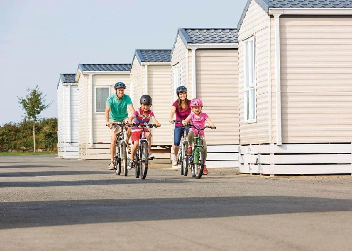 White Tower Holiday Park Llandwrog Eksteriør billede
